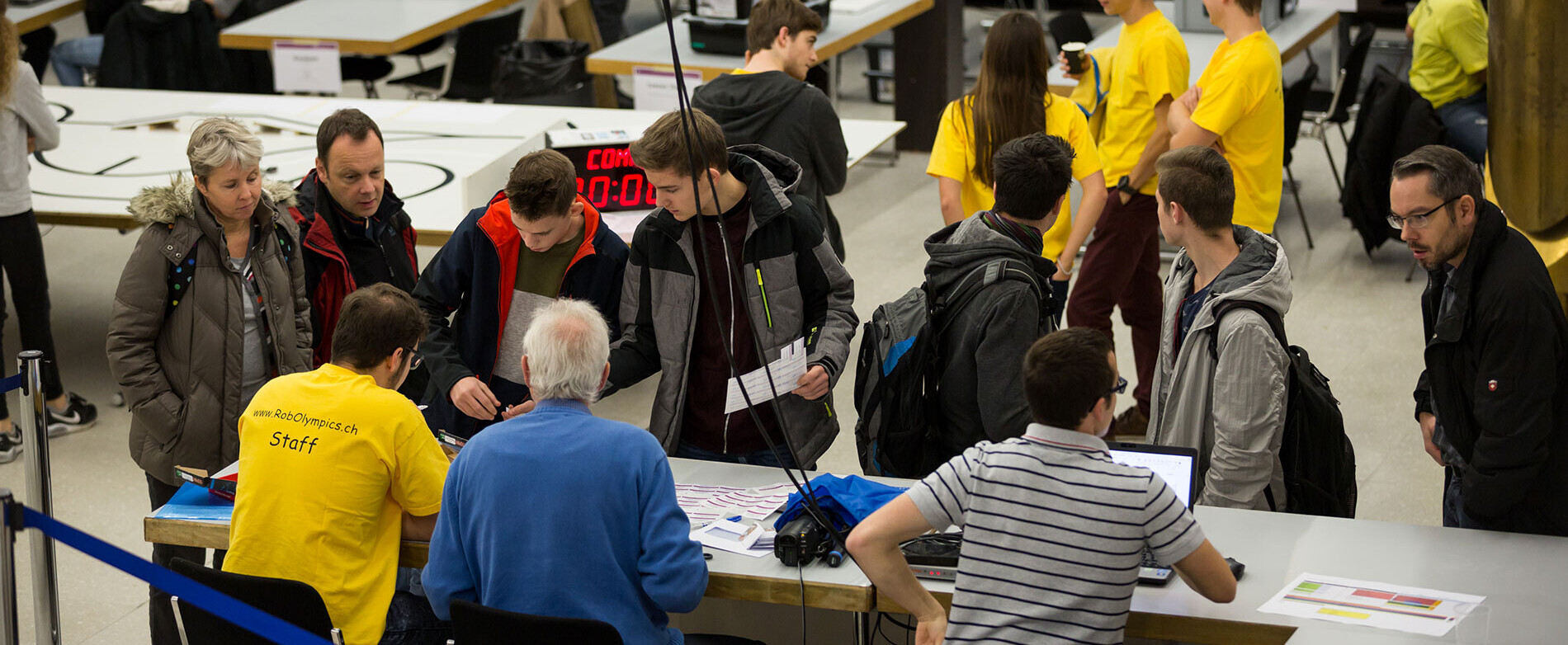 Nachwuchsprogramm Robolympics an der OST Nachwuchsprogramm Robolympics an der OST