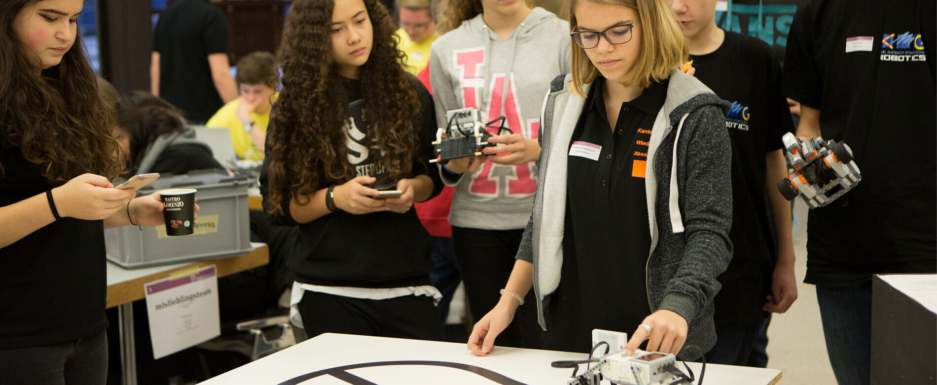 Nachwuchsprogramm Robolympics an der OST Nachwuchsprogramm Robolympics an der OST