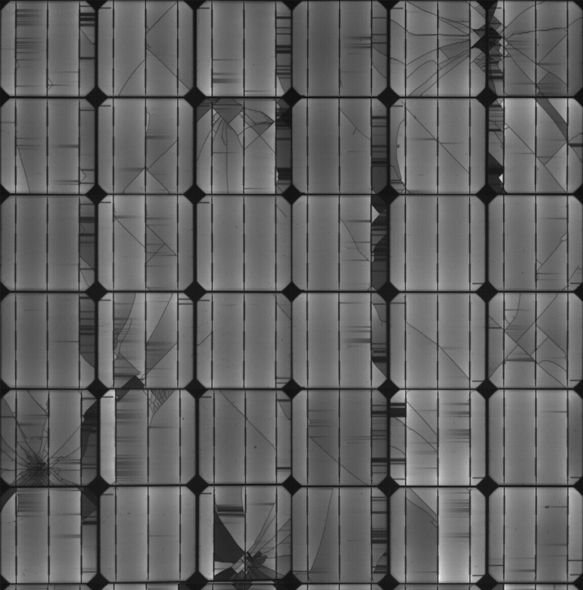 SPF Testing Mobiles PV-Labor EL-Messung SPF Testing Mobiles PV-Labor EL-Messung