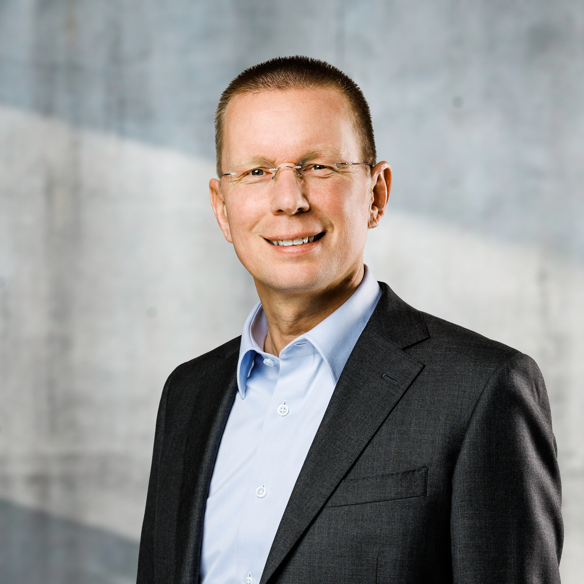 Jürg Roggenbauch, Head, Leadership Support and General Secretary